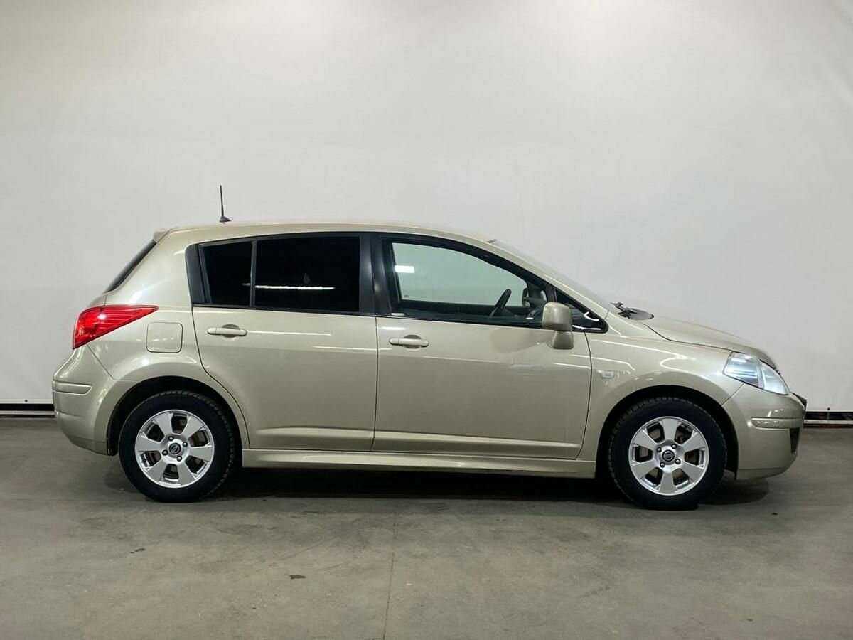 Купить Nissan Tiida, 2013, 211 000 км, фото №4