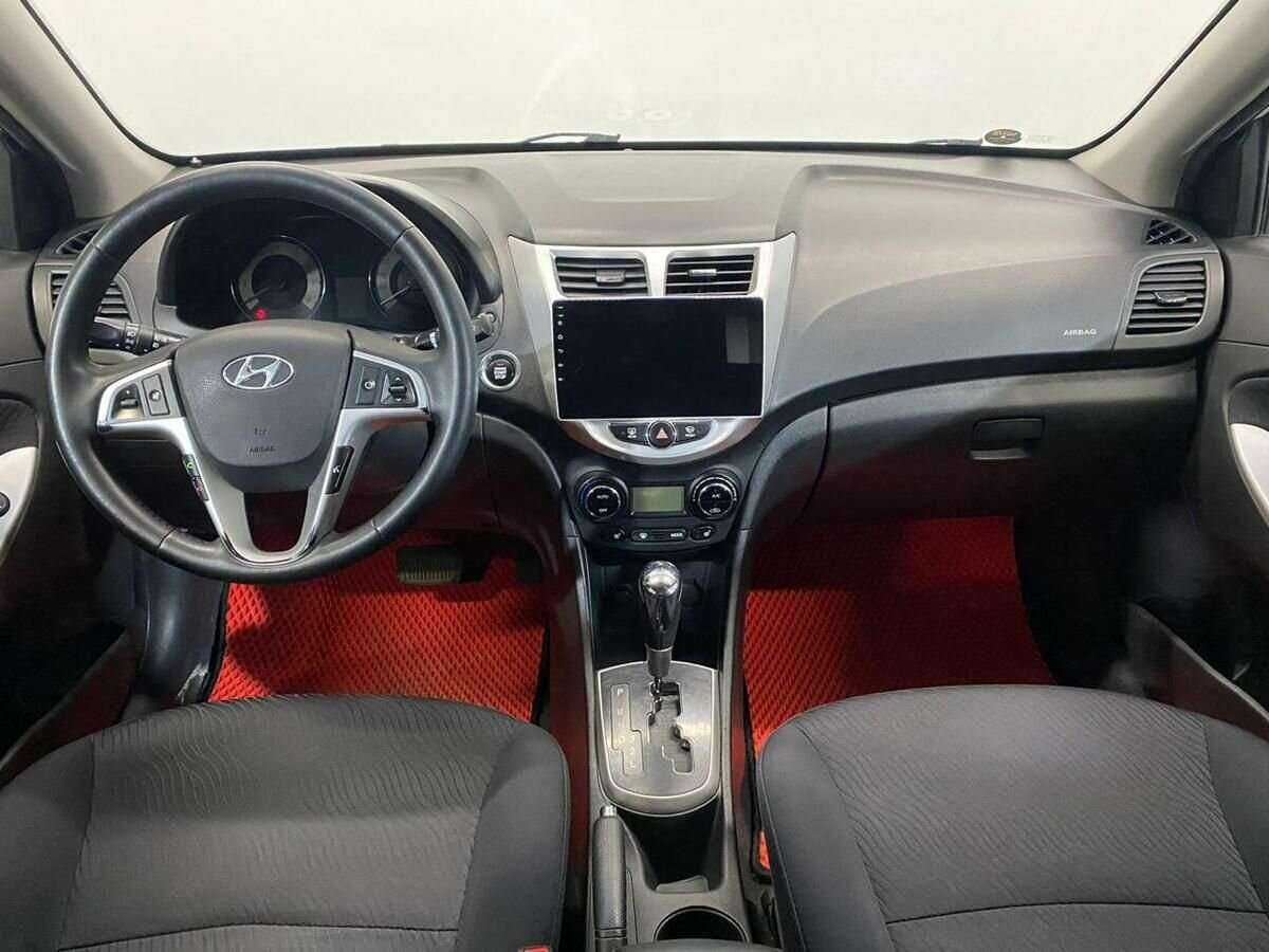 Купить Hyundai Solaris, 2013, 176 504 км, фото №9