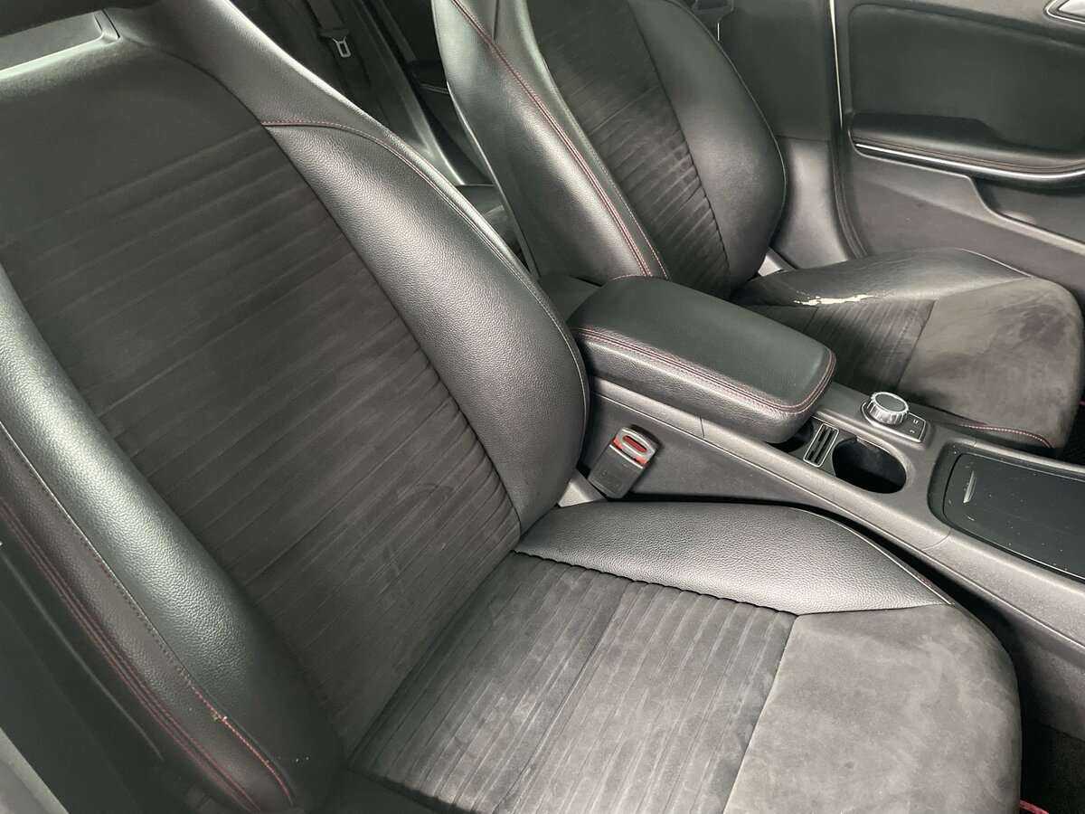 Купить Mercedes-Benz CLA 200, 2014, 229 820 км, фото №19