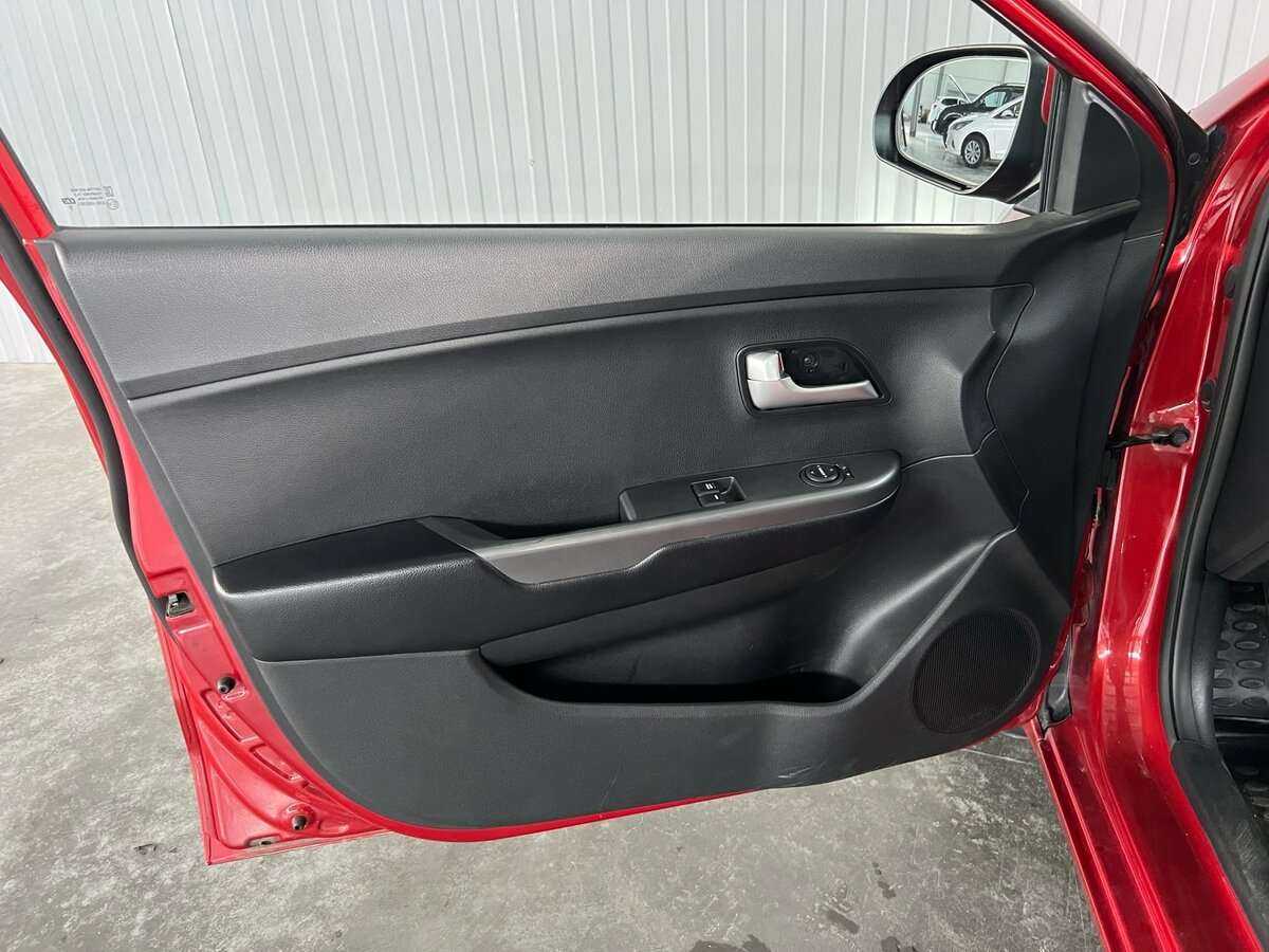 Купить Kia Rio, 2015, 149 468 км, фото №9