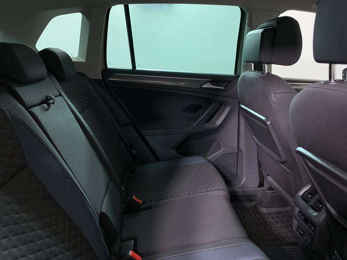 Купить Volkswagen Tiguan, 2020, 120 500 км, фото №16