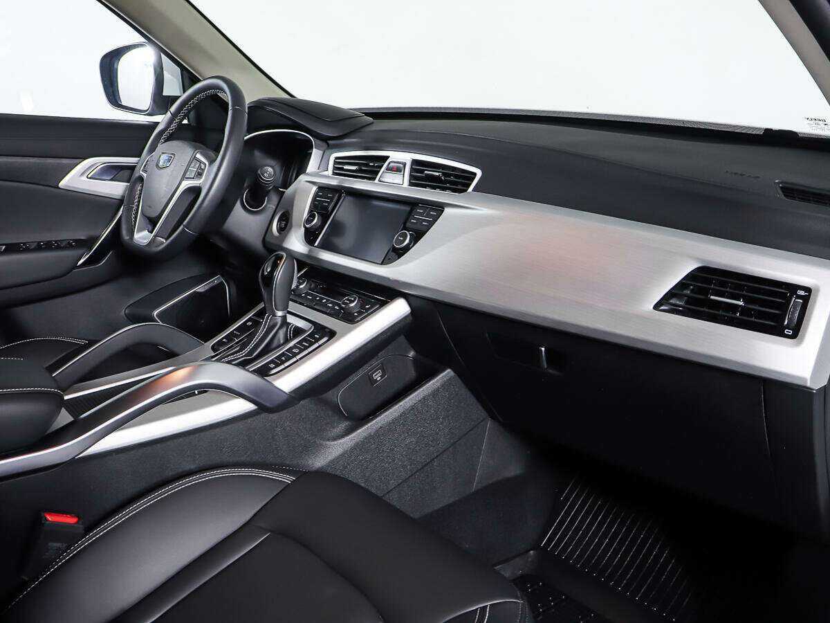 Купить Geely Atlas, 2021, 25 837 км, фото №9