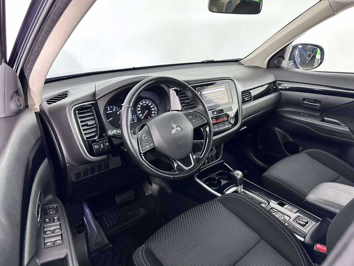 Купить Mitsubishi Outlander, 2019, 142 971 км, фото №10