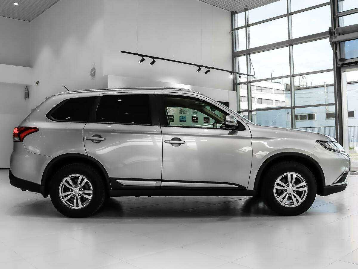 Купить Mitsubishi Outlander, 2016, 129 264 км, фото №4