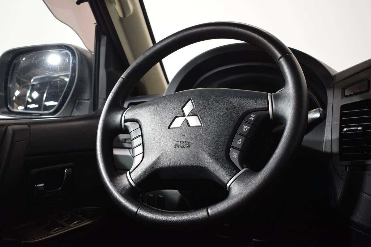 Купить Mitsubishi Pajero, 2014, 177 000 км, фото №15