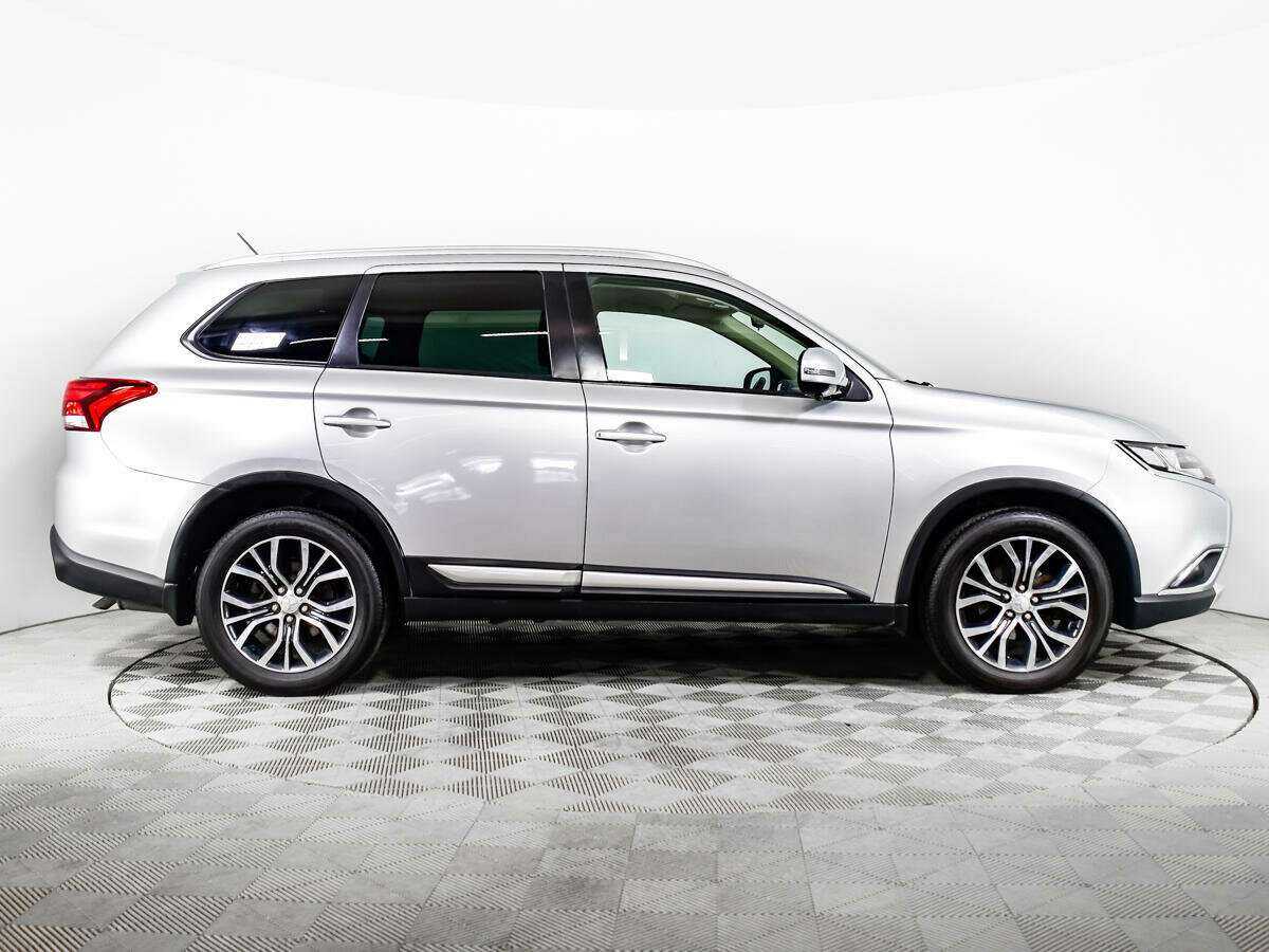 Купить Mitsubishi Outlander, 2016, 76 674 км, фото №4
