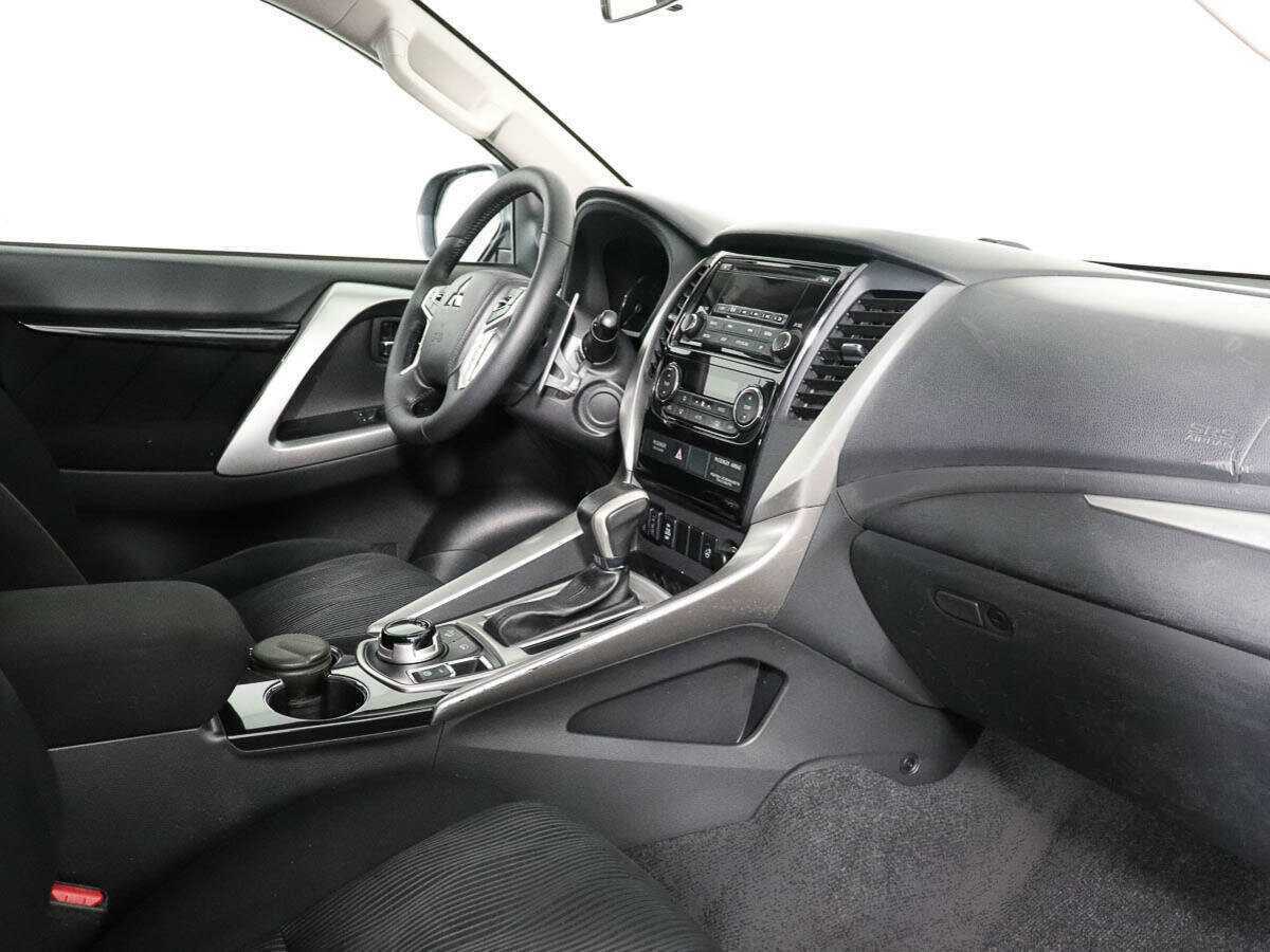 Купить Mitsubishi Pajero Sport, 2018, 204 583 км, фото №7