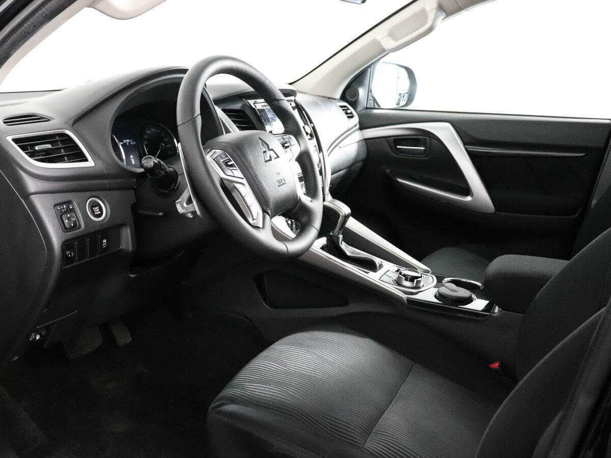 Купить Mitsubishi Pajero Sport, 2018, 204 583 км, фото №8