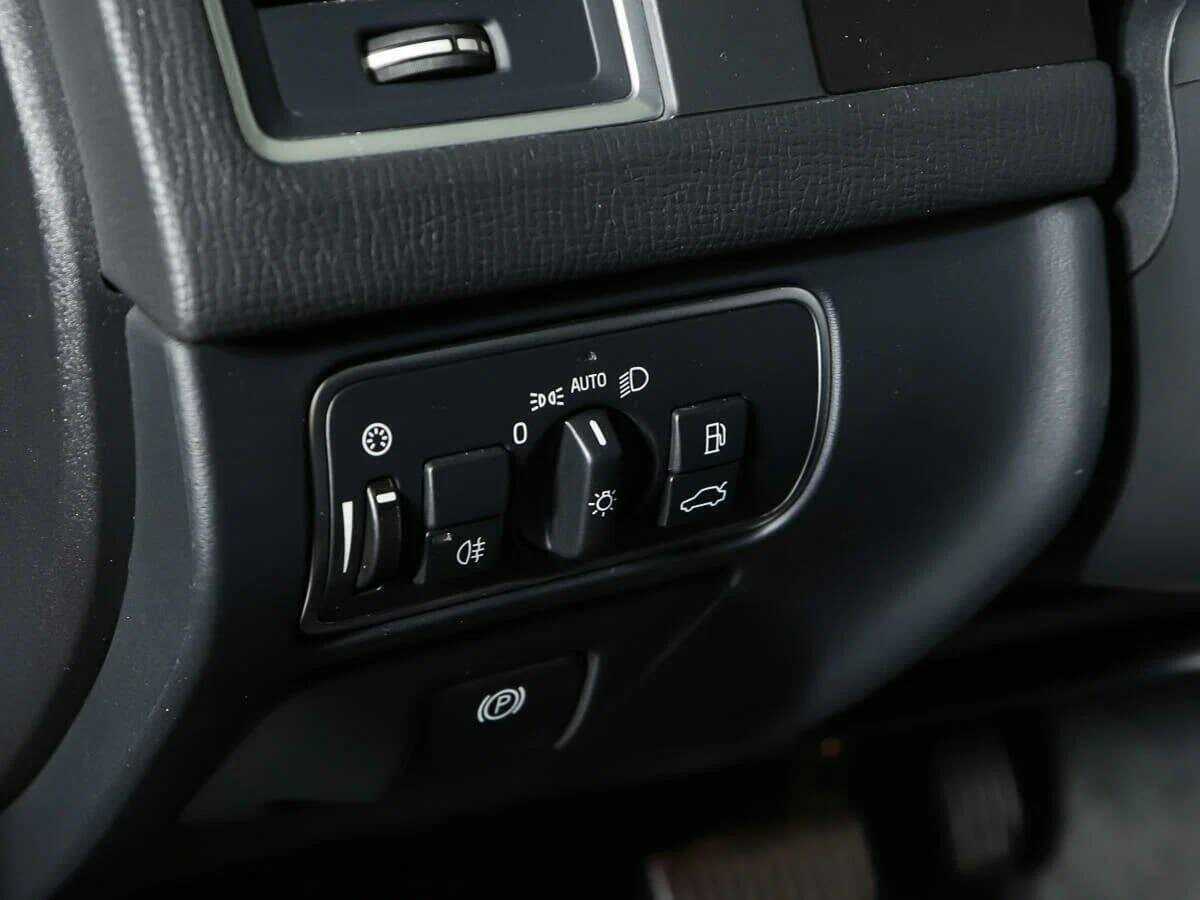 Купить Volvo XC60, 2017, 127 104 км, фото №19