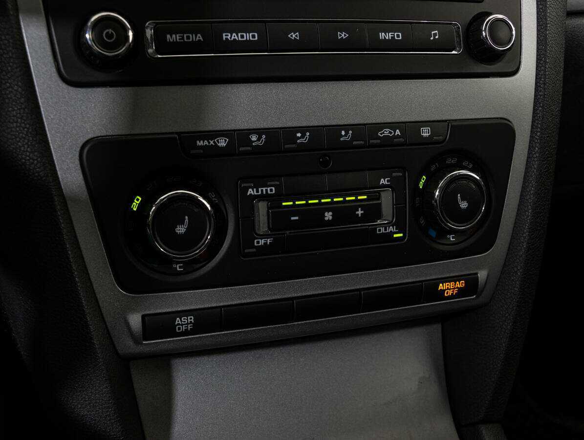 Купить Skoda Octavia, 2013, 173 477 км, фото №11