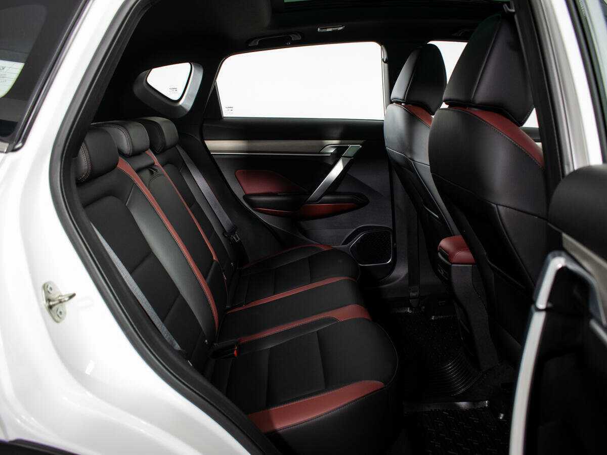 Купить Geely Coolray, 2023, 14 500 км, фото №8