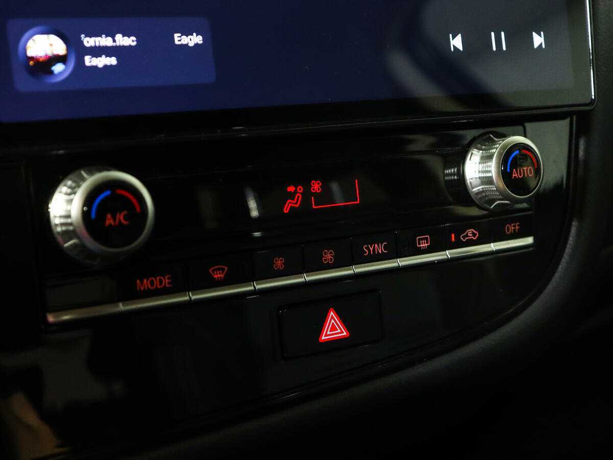 Купить Mitsubishi Outlander, 2021, 60 007 км, фото №14