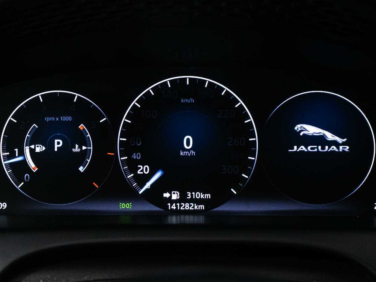 Купить Jaguar XJ LWB Long, 2016, 141 280 км, фото №12