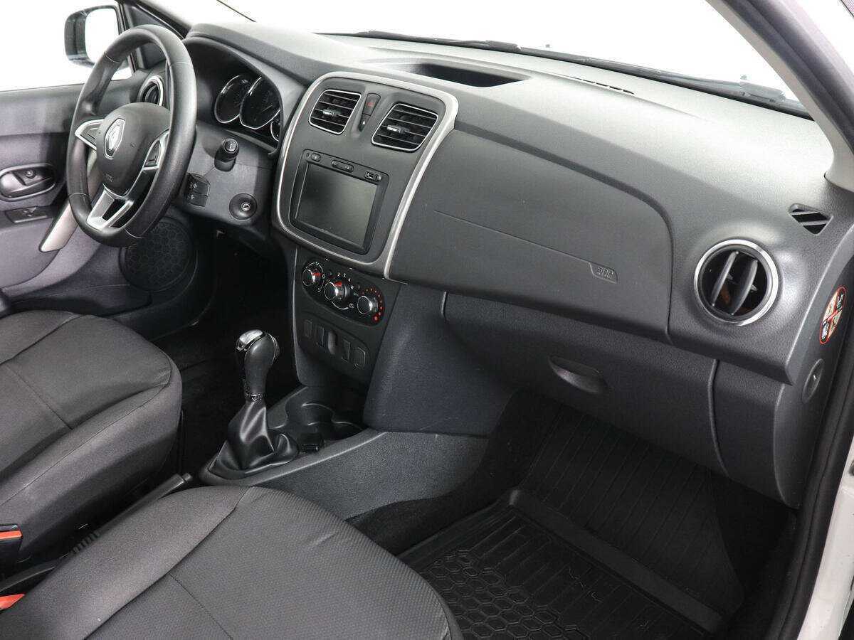 Купить Renault Logan, 2020, 30 076 км, фото №10
