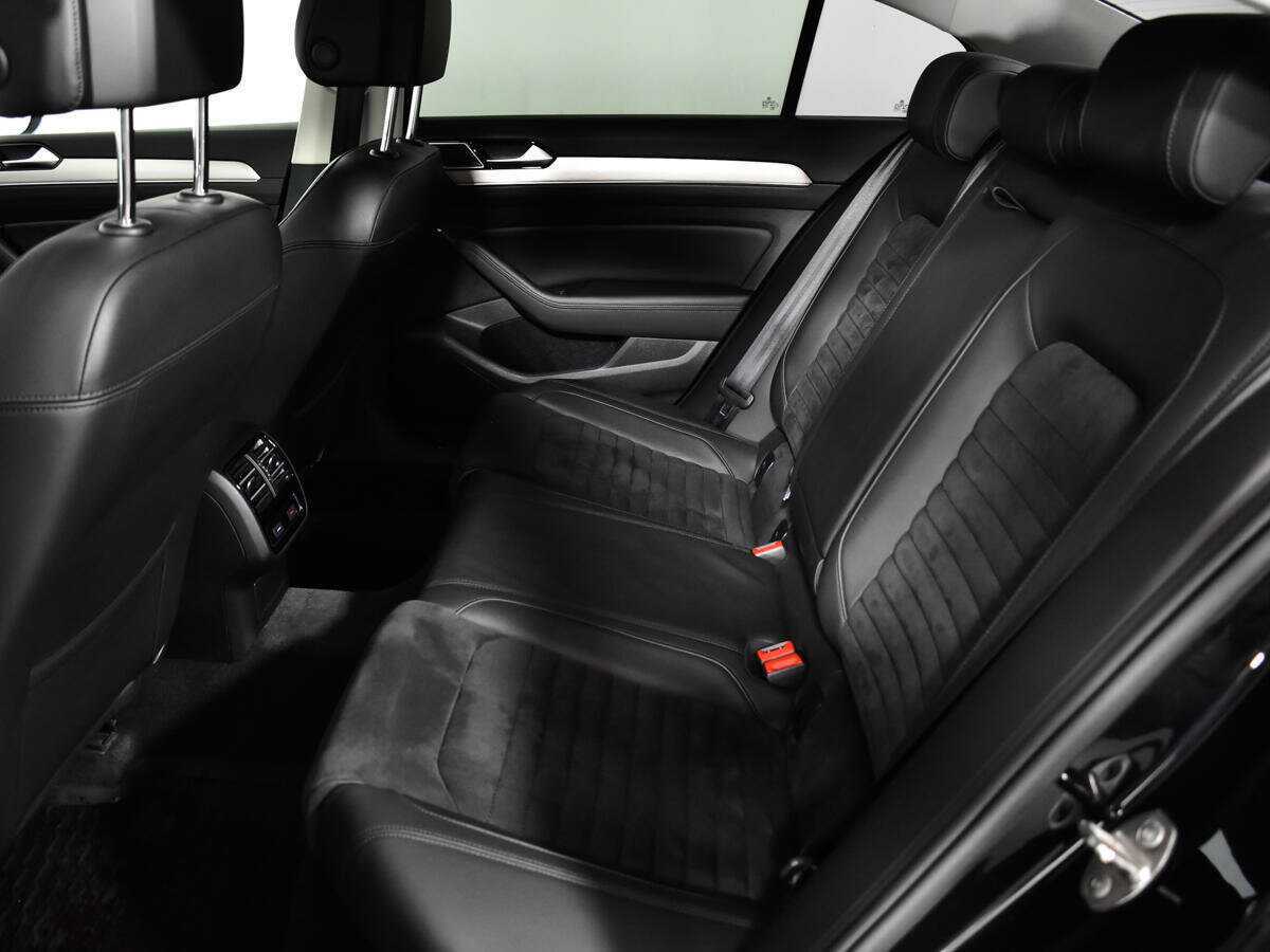 Купить Volkswagen Passat, 2016, 80 446 км, фото №10