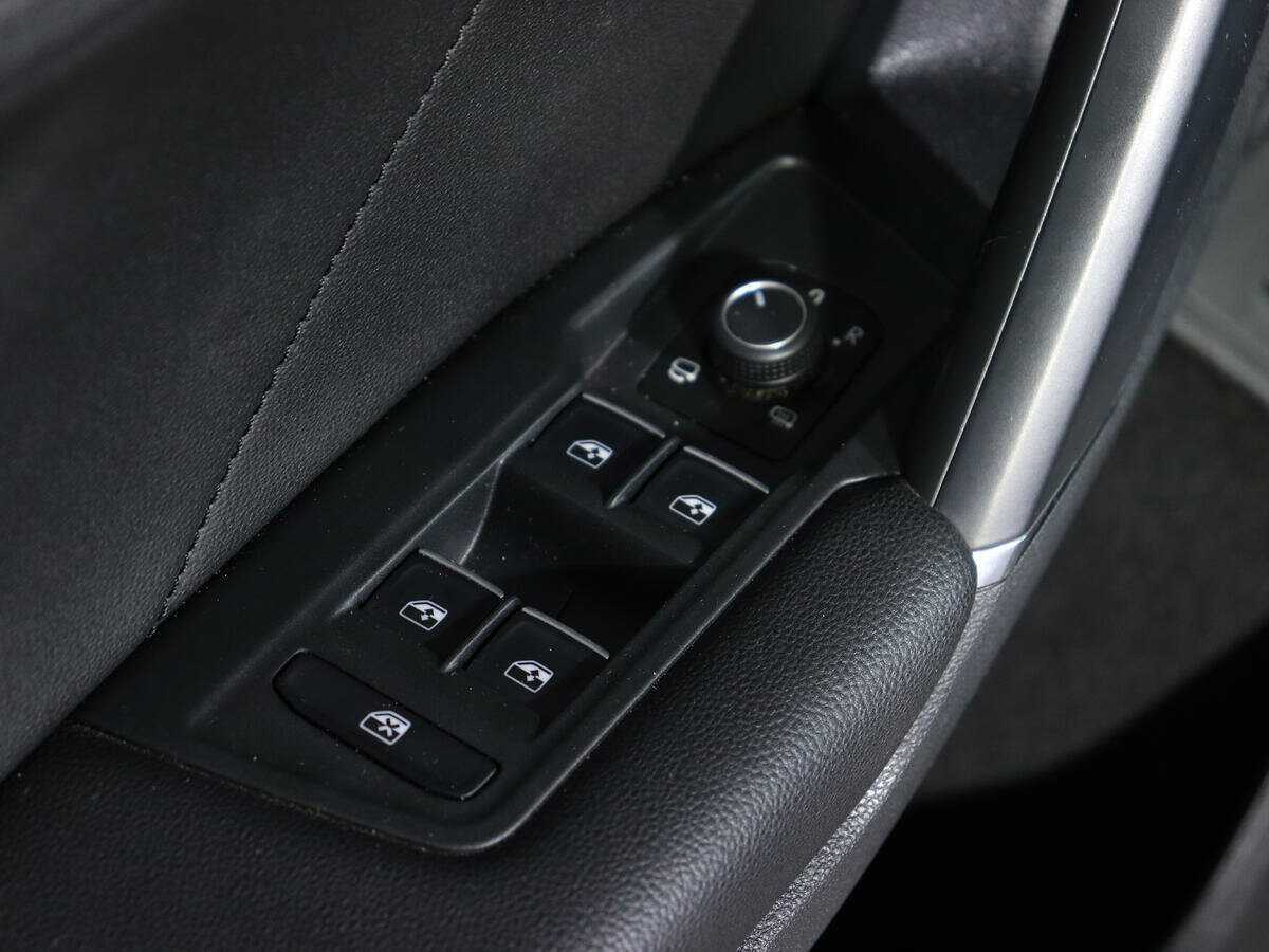 Купить Volkswagen Tiguan, 2018, 113 673 км, фото №15