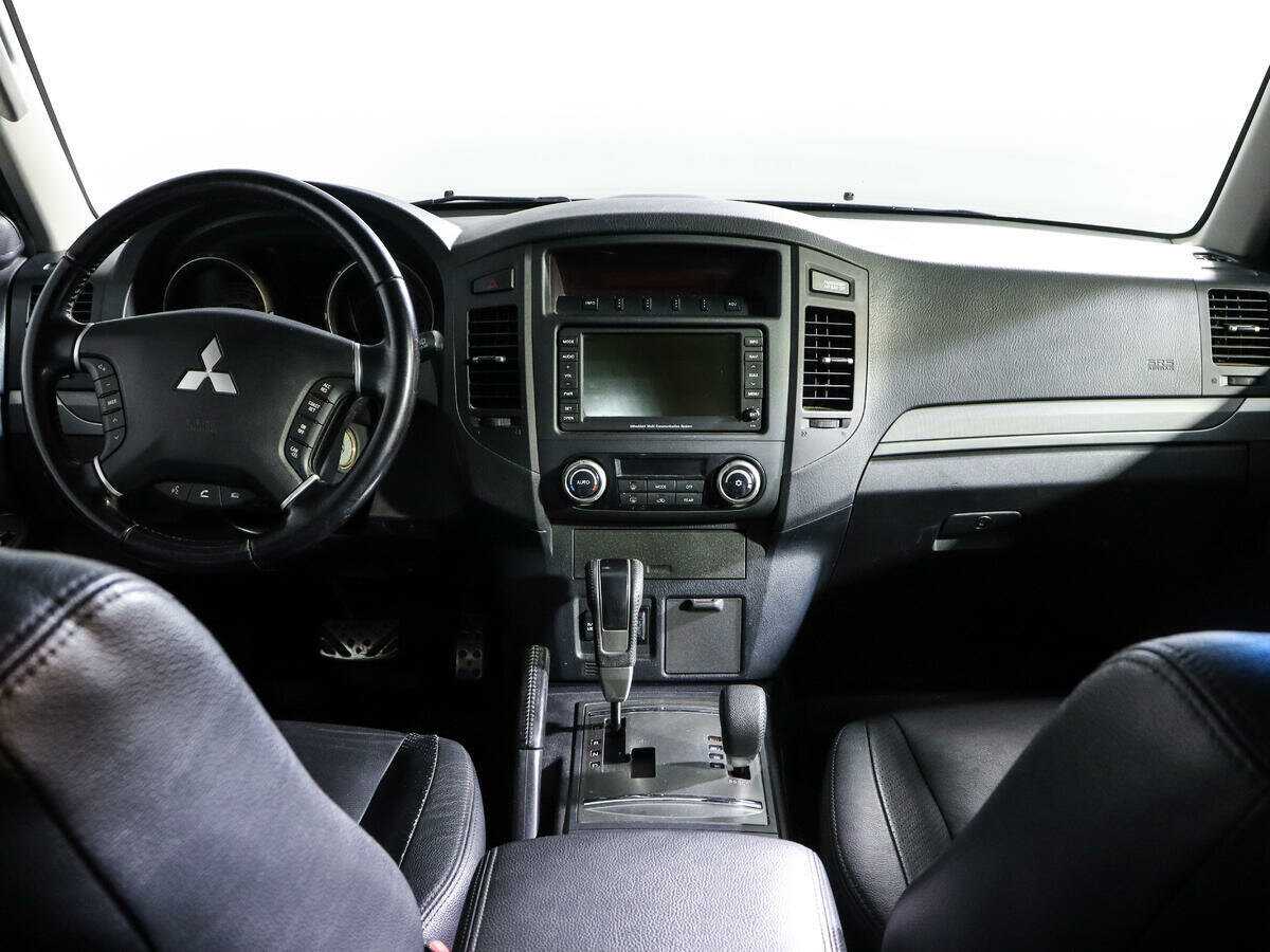 Купить Mitsubishi Pajero, 2012, 191 617 км, фото №10