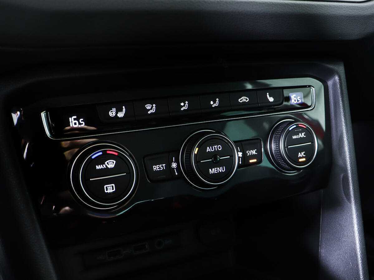 Купить Volkswagen Tiguan L, 2019, 122 491 км, фото №18