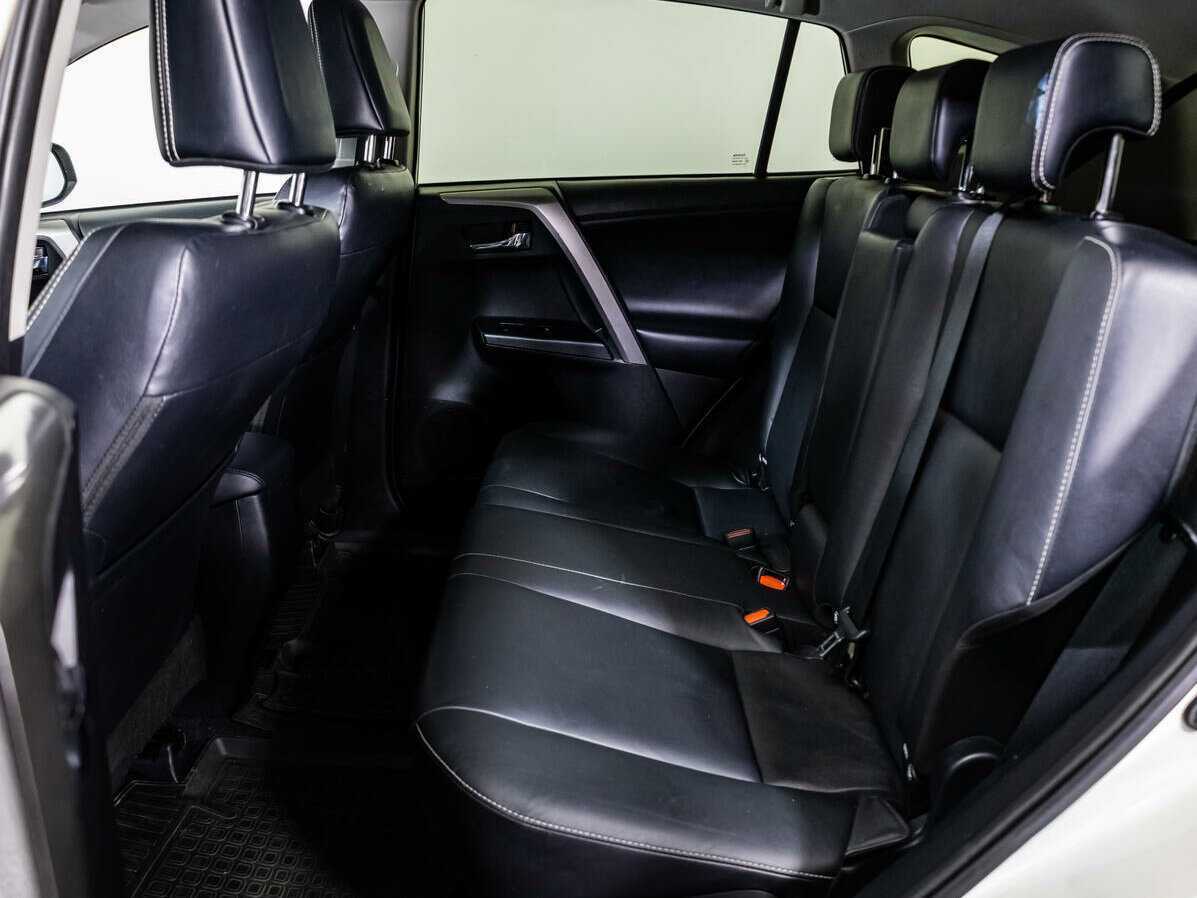 Купить Toyota RAV4, 2018, 130 771 км, фото №8