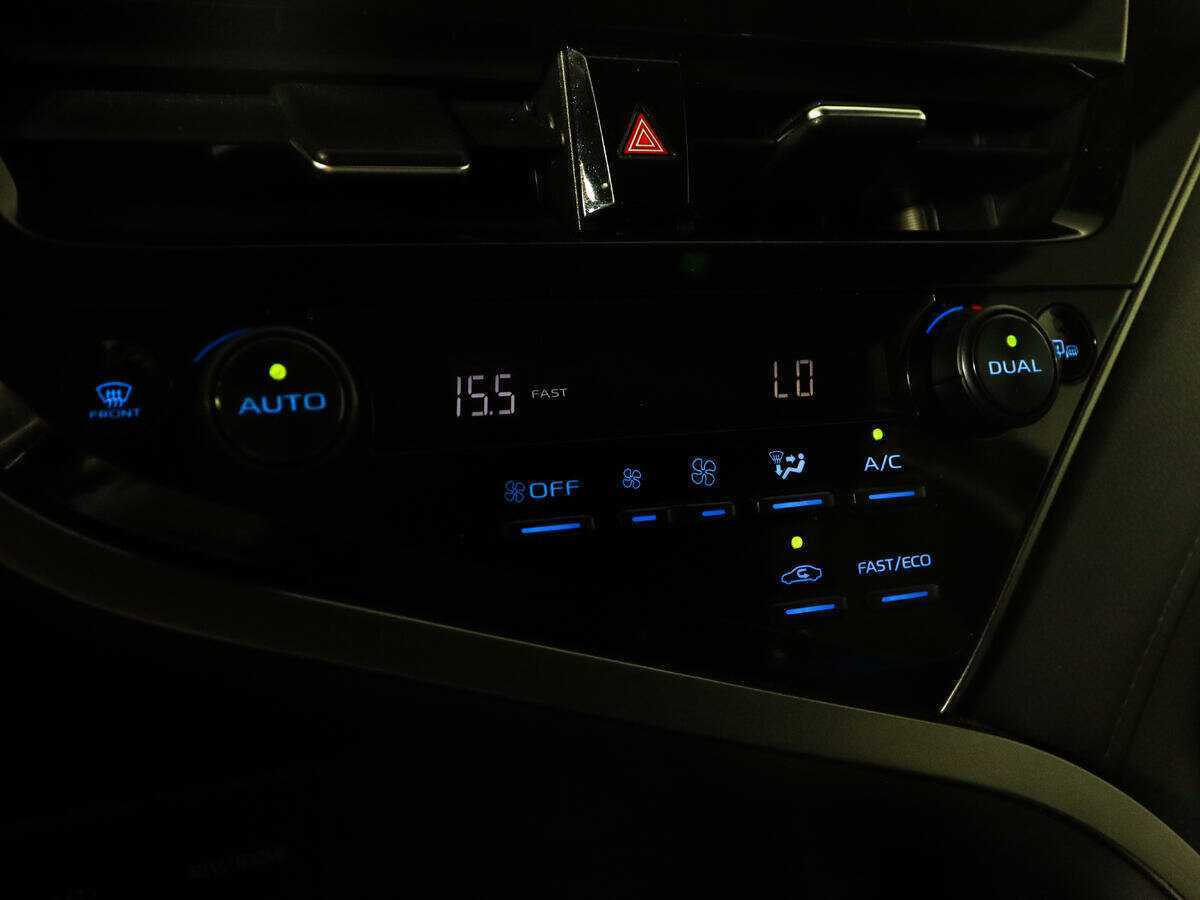 Купить Toyota Camry, 2021, 97 896 км, фото №18