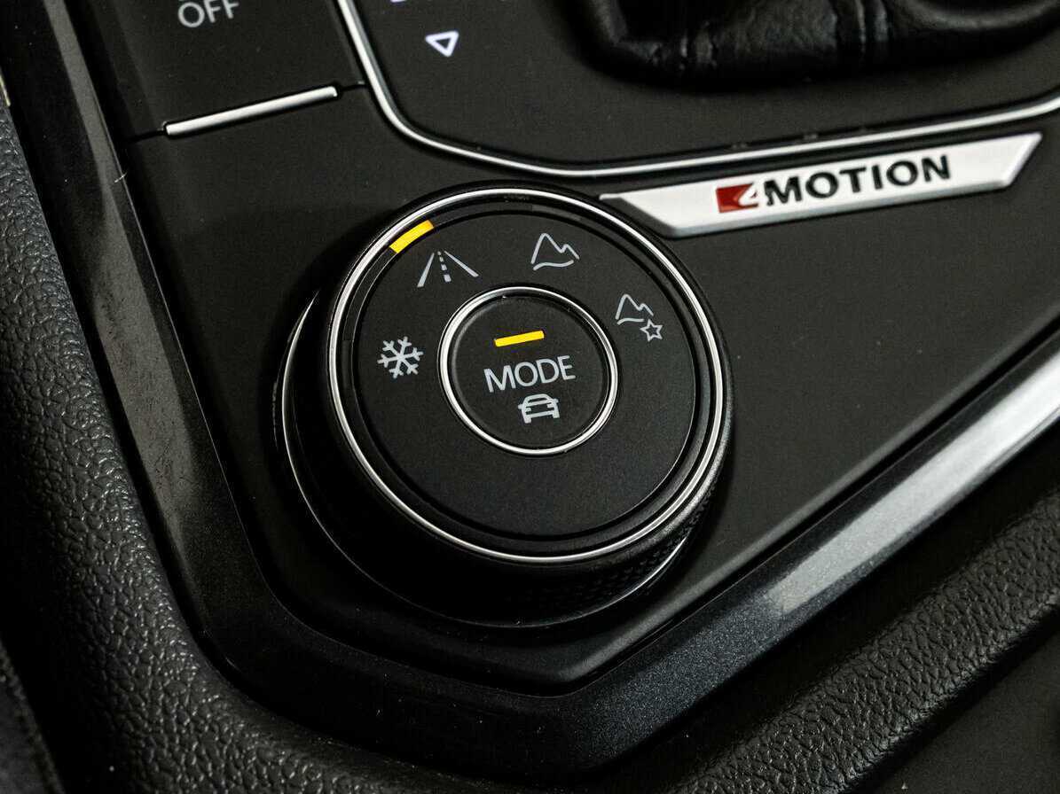 Купить Volkswagen Tiguan, 2017, 122 234 км, фото №19