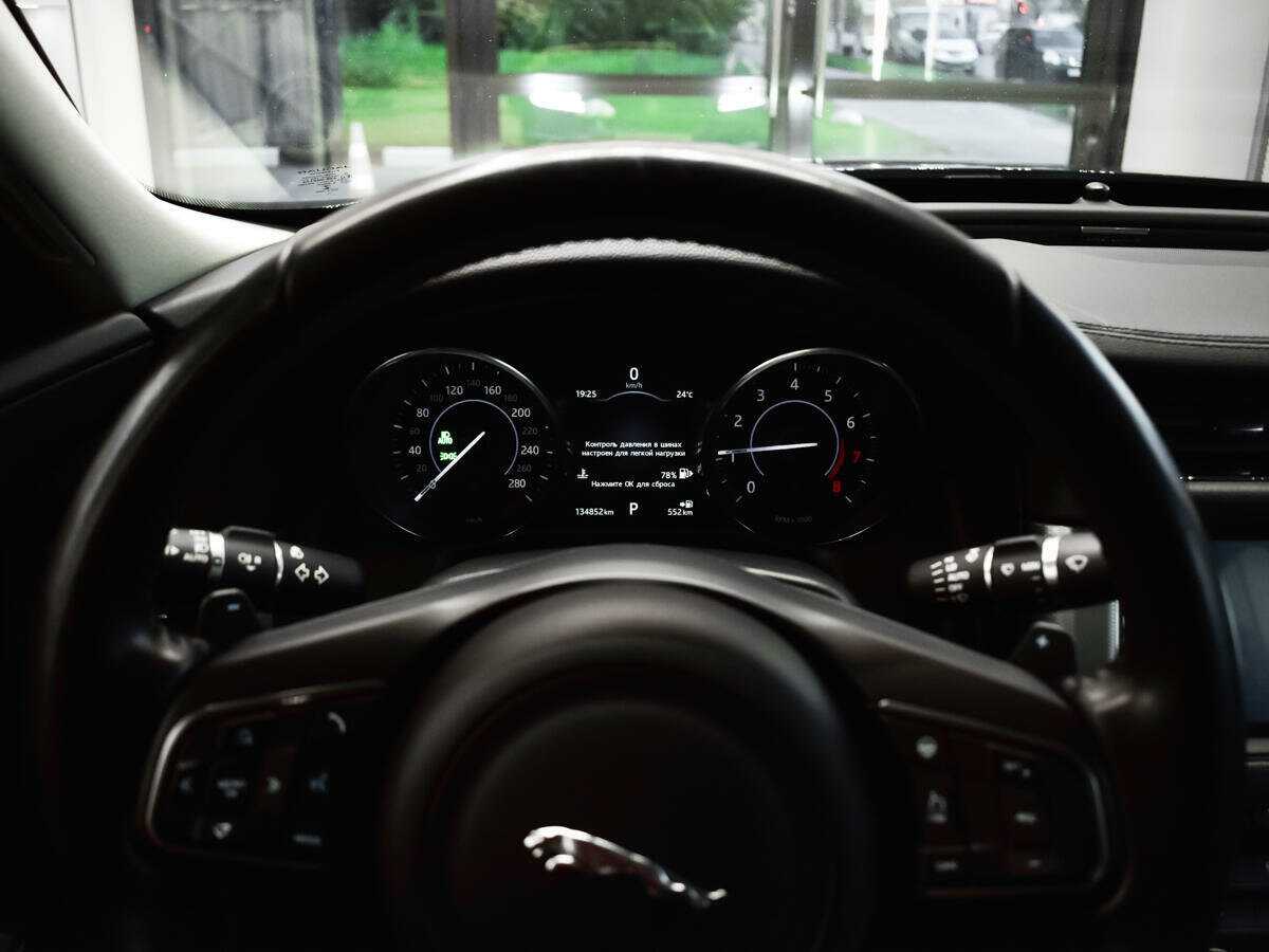 Купить Jaguar XF, 2016, 134 411 км, фото №7