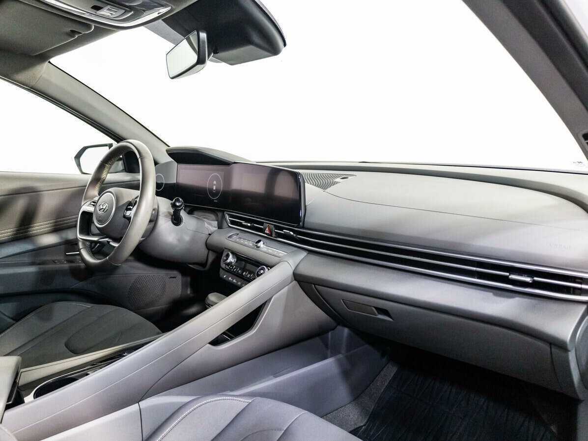 Купить Hyundai Elantra, 2021, 55 478 км, фото №8