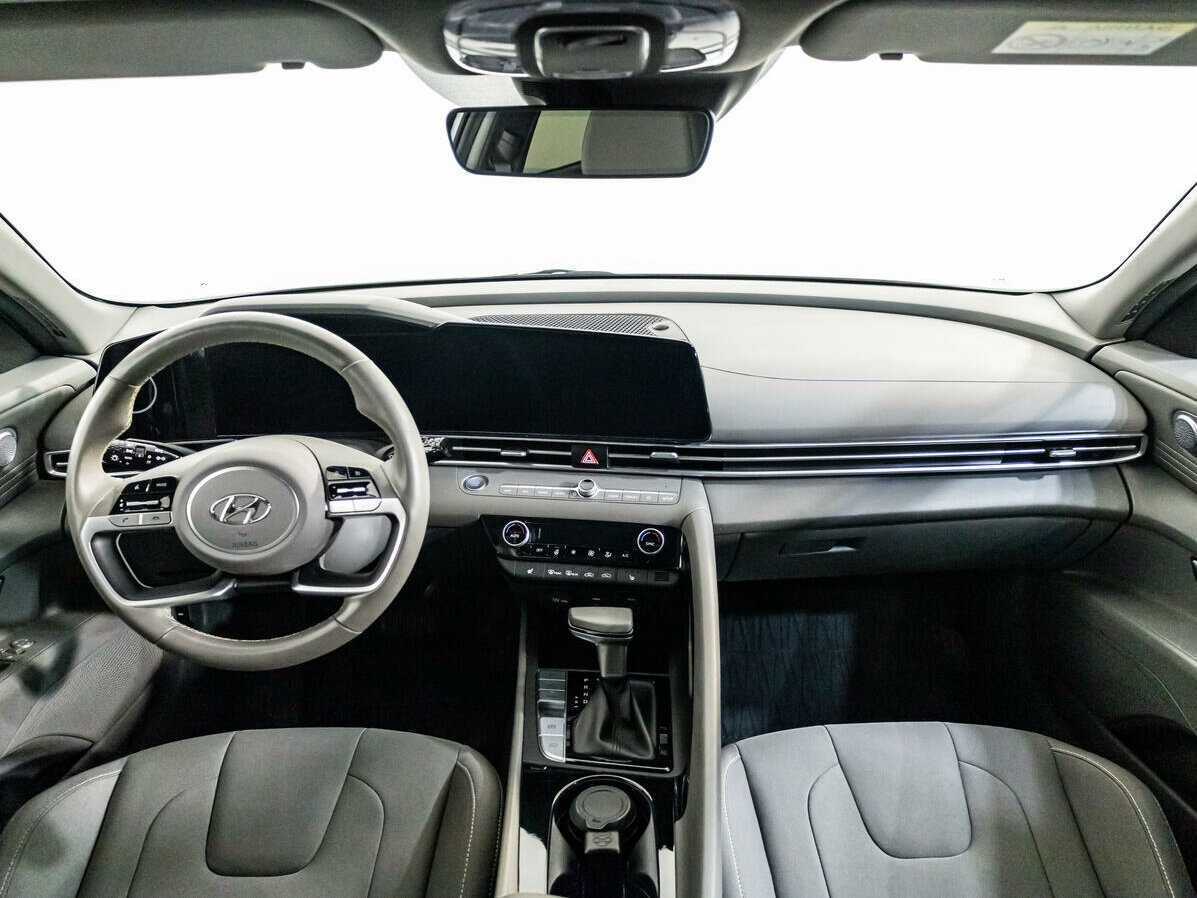 Купить Hyundai Elantra, 2021, 55 478 км, фото №12