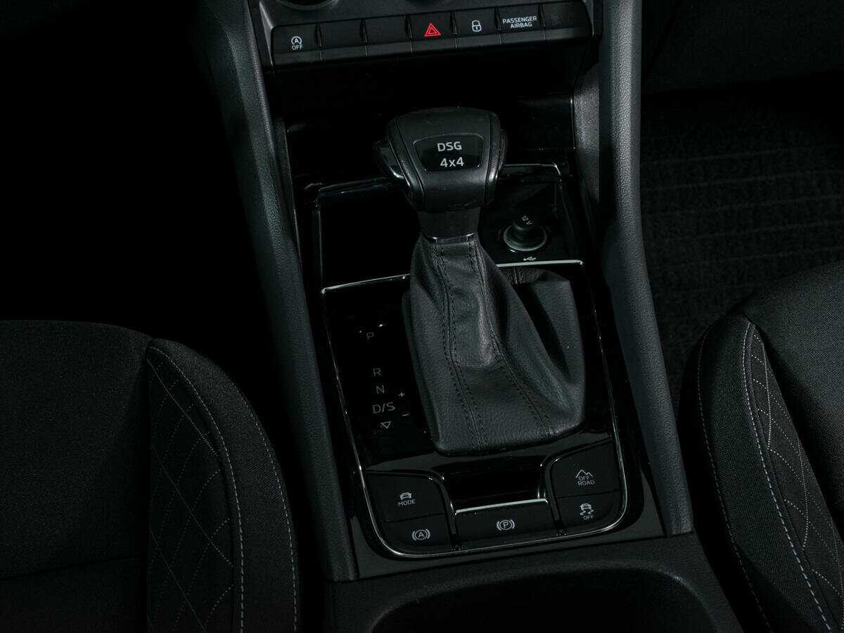 Купить Skoda Karoq DSG6, 2021, 67 330 км, фото №9