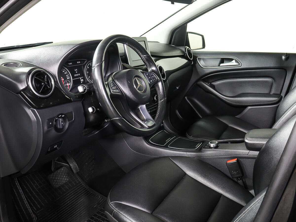 Купить Mercedes-Benz B-Класс 180, 2015, 253 218 км, фото №13