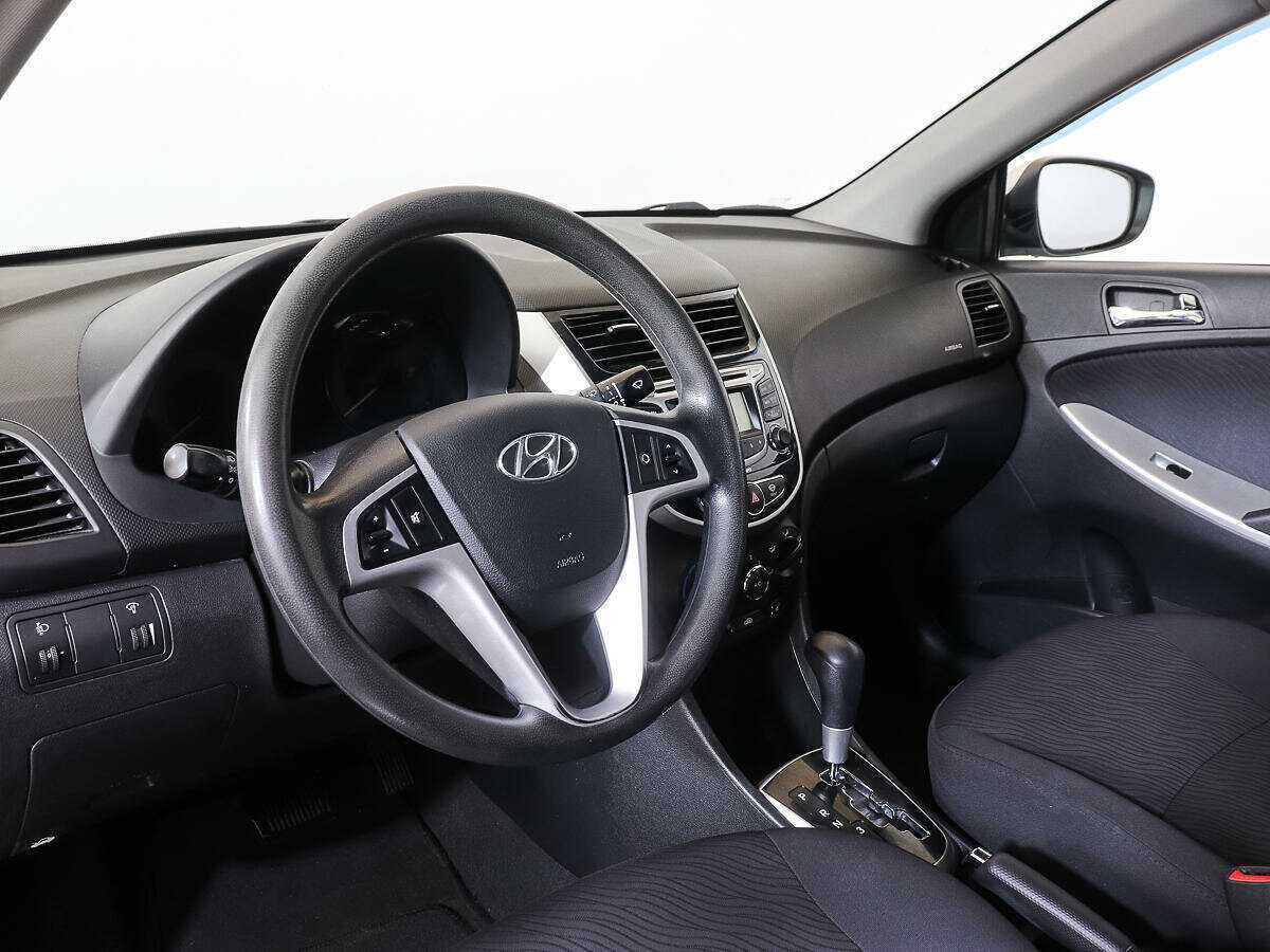 Купить Hyundai Solaris, 2012, 108 313 км, фото №12