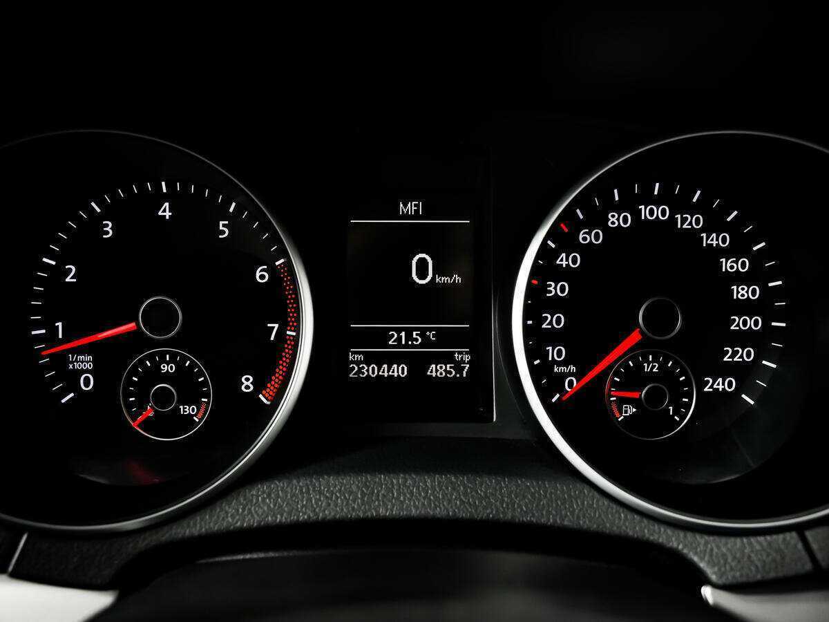 Купить Volkswagen Golf, 2012, 230 439 км, фото №10