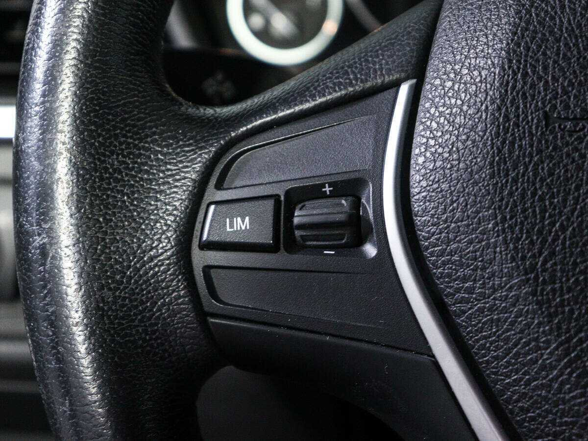 Купить BMW 3 серии 318i, 2017, 78 689 км, фото №13