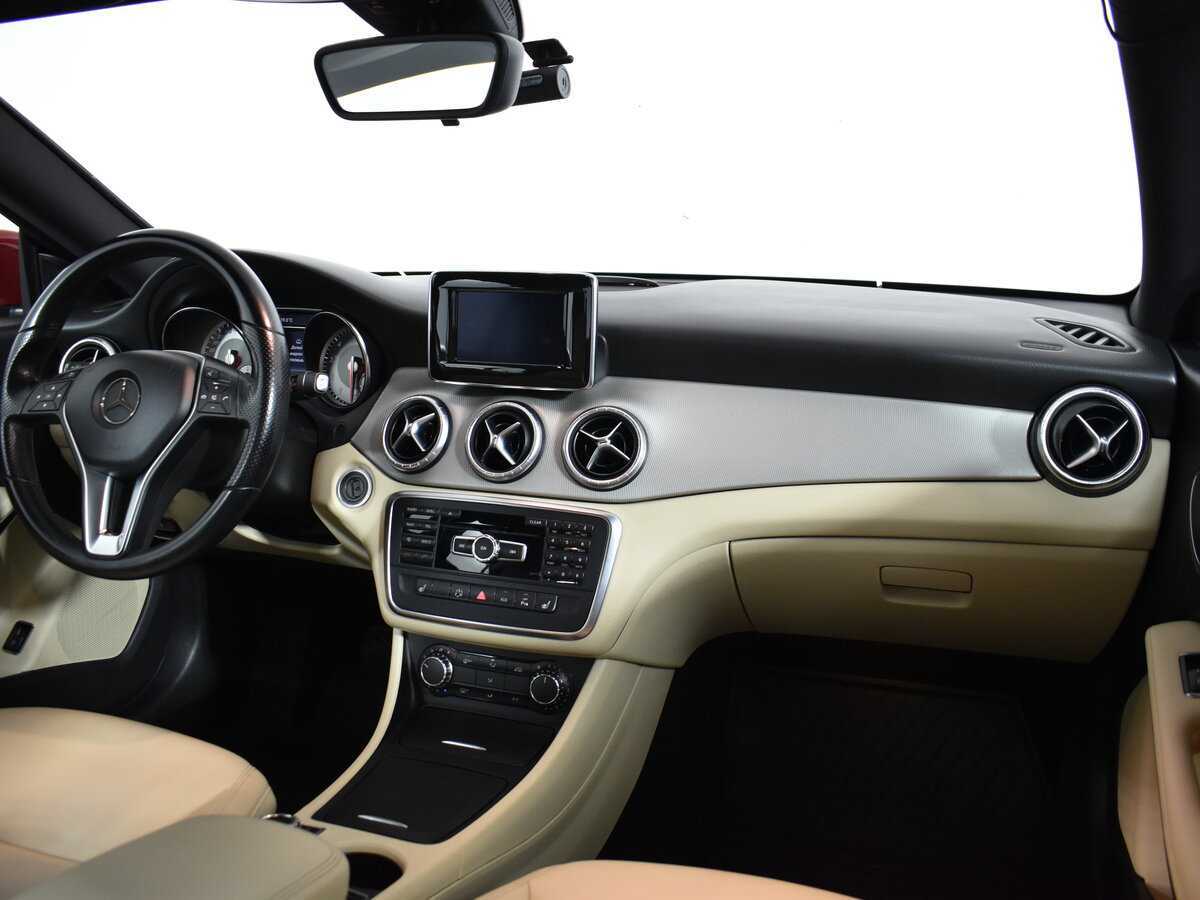 Купить Mercedes-Benz CLA 200, 2013, 219 000 км, фото №10