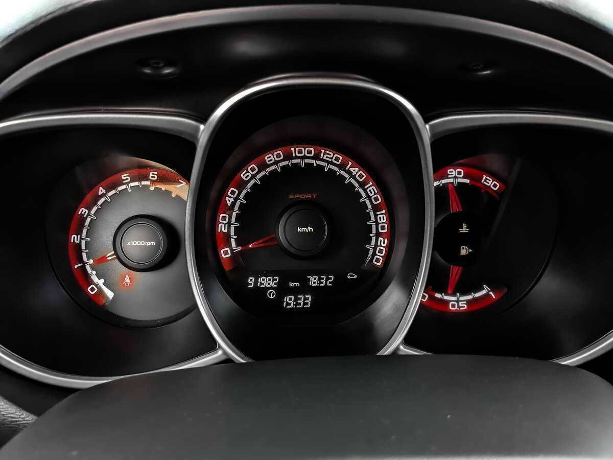 Купить Lada (ВАЗ) Vesta Sport, 2019, 91 975 км, фото №12