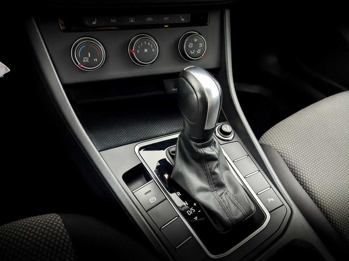 Купить Volkswagen Jetta, 2020, 62 878 км, фото №21