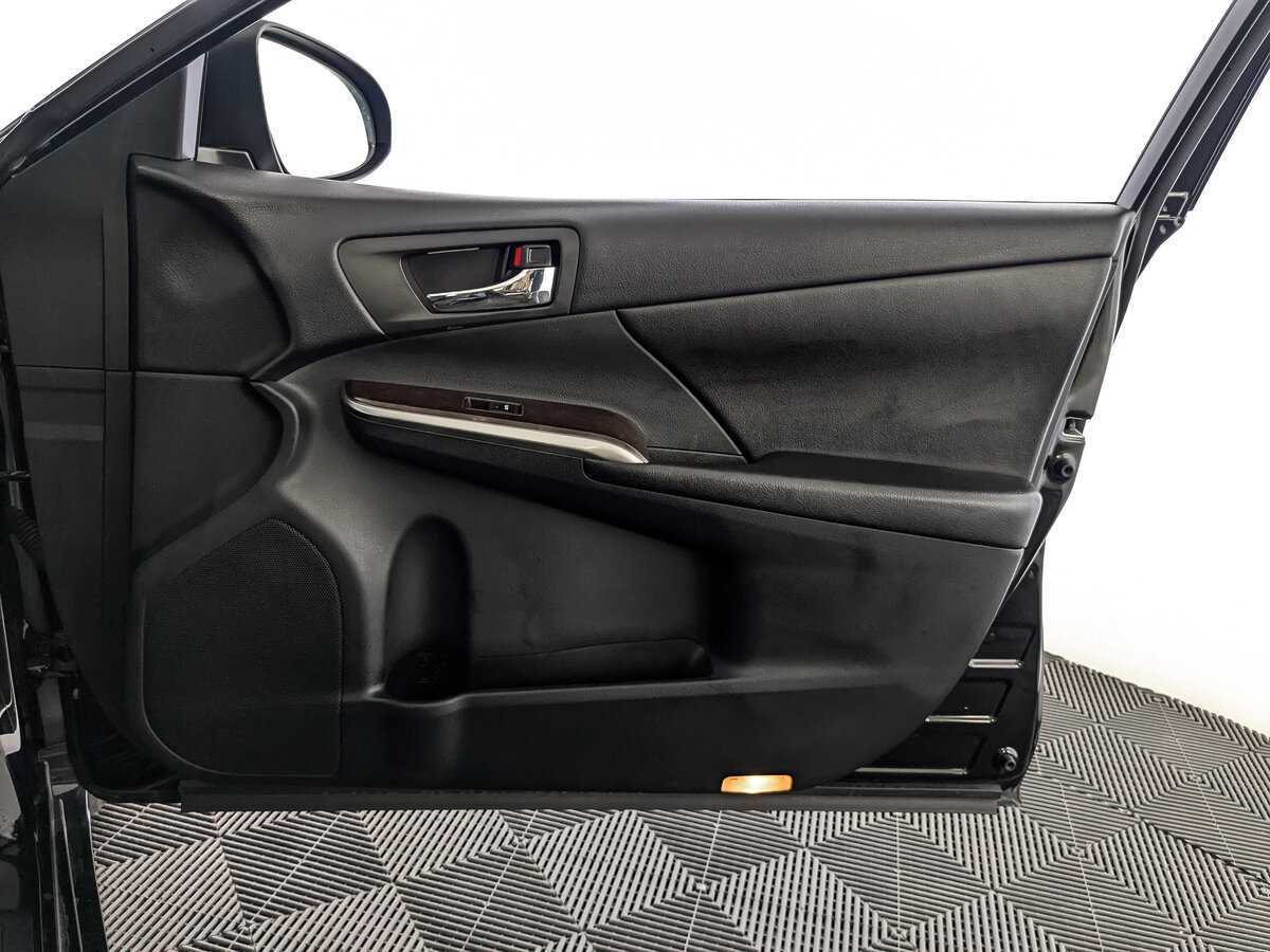 Купить Toyota Camry, 2017, 122 689 км, фото №21
