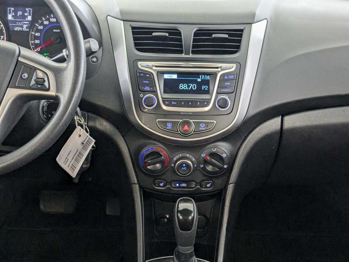 Купить Hyundai Solaris, 2015, 120 409 км, фото №13