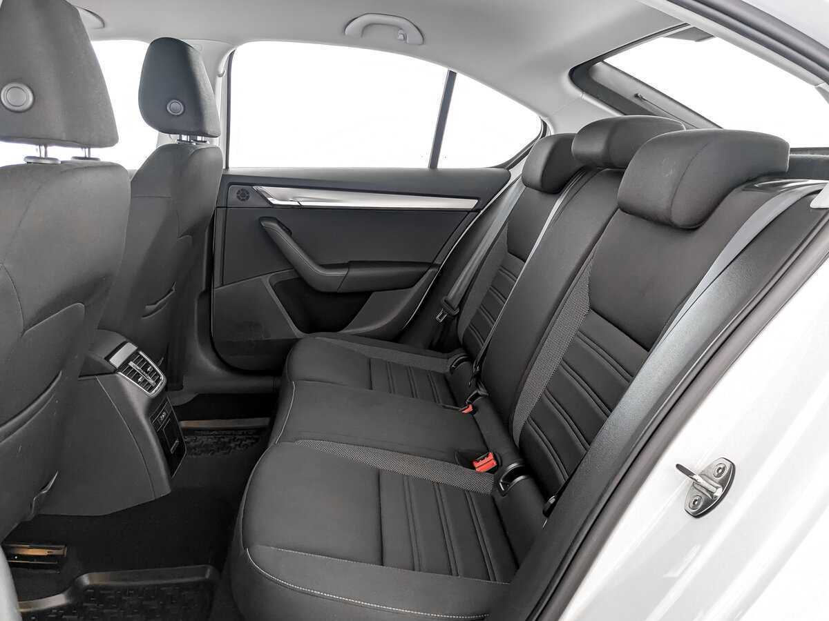 Купить Skoda Octavia, 2019, 50 560 км, фото №10