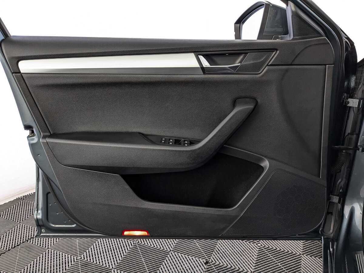 Купить Skoda Superb, 2018, 150 973 км, фото №15