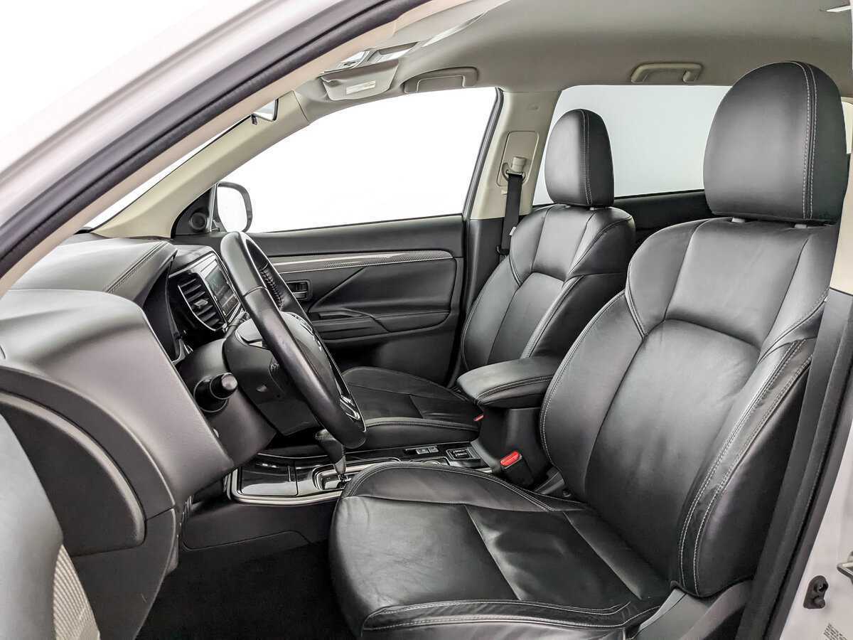 Купить Mitsubishi Outlander, 2019, 140 000 км, фото №16