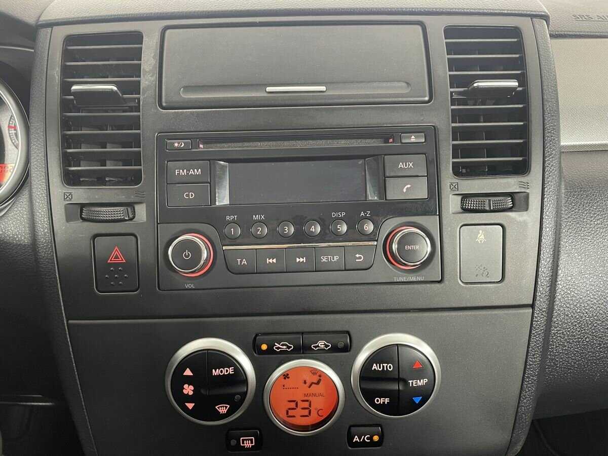 Купить Nissan Tiida, 2013, 180 000 км, фото №12