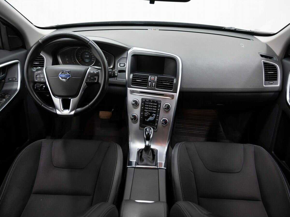Купить Volvo XC60, 2017, 100 800 км, фото №13