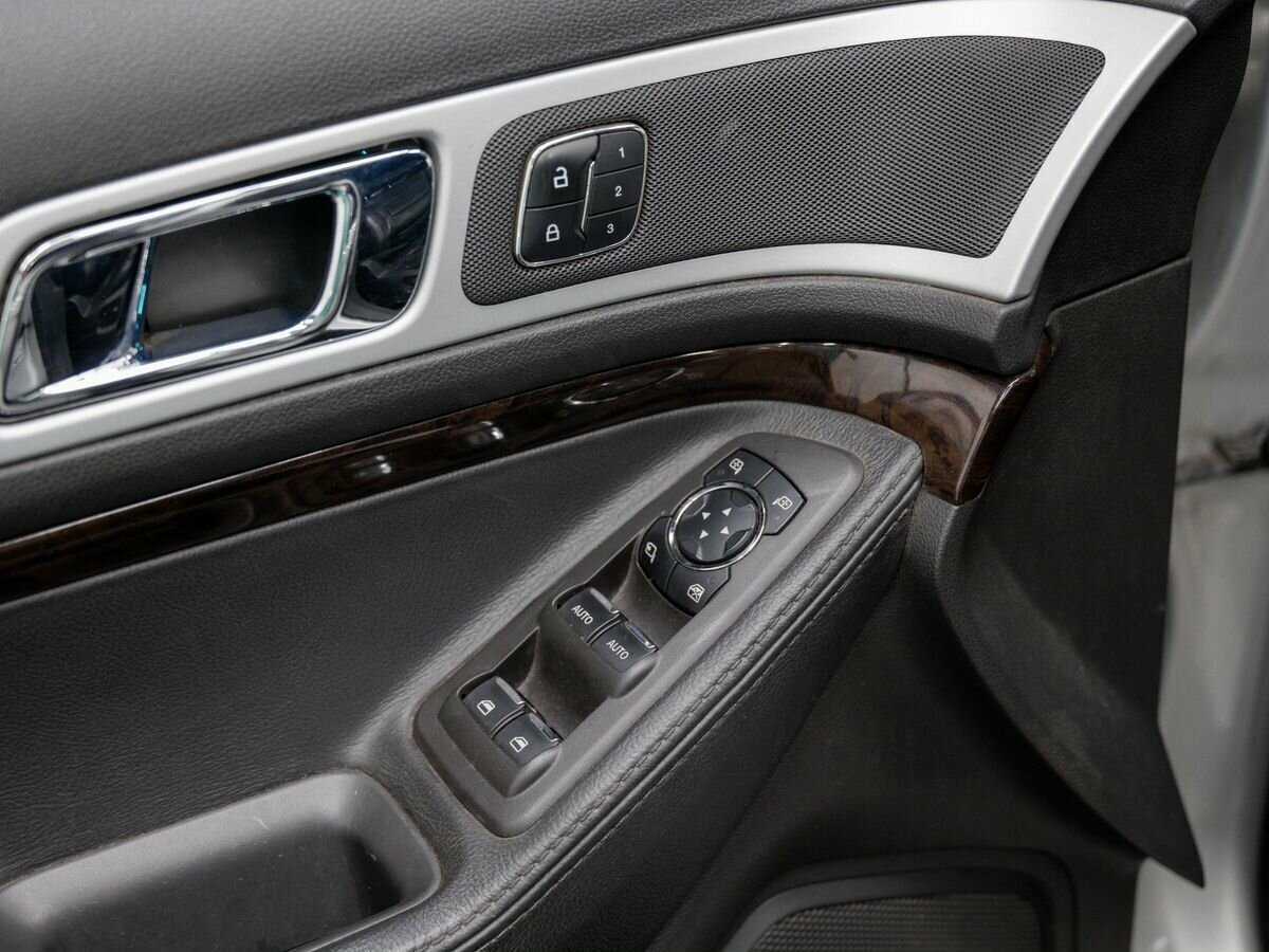 Купить Ford Explorer, 2013, 267 990 км, фото №16