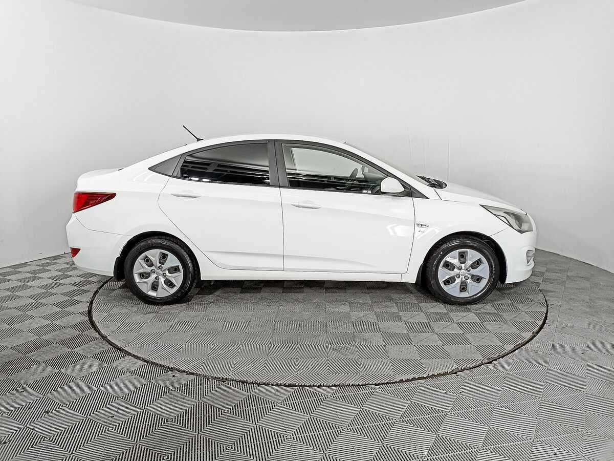 Купить Hyundai Solaris, 2016, 96 142 км, фото №4