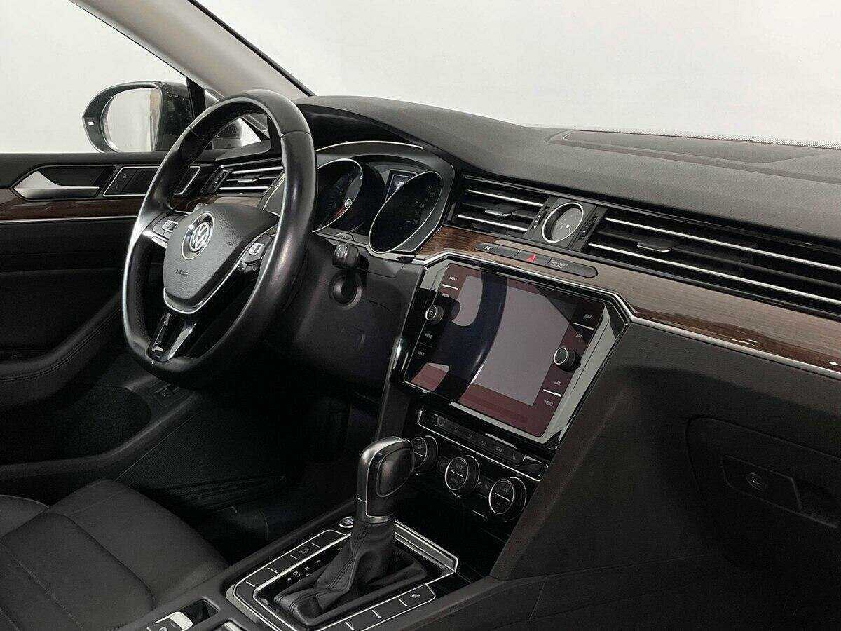 Купить Volkswagen Passat, 2018, 73 865 км, фото №7