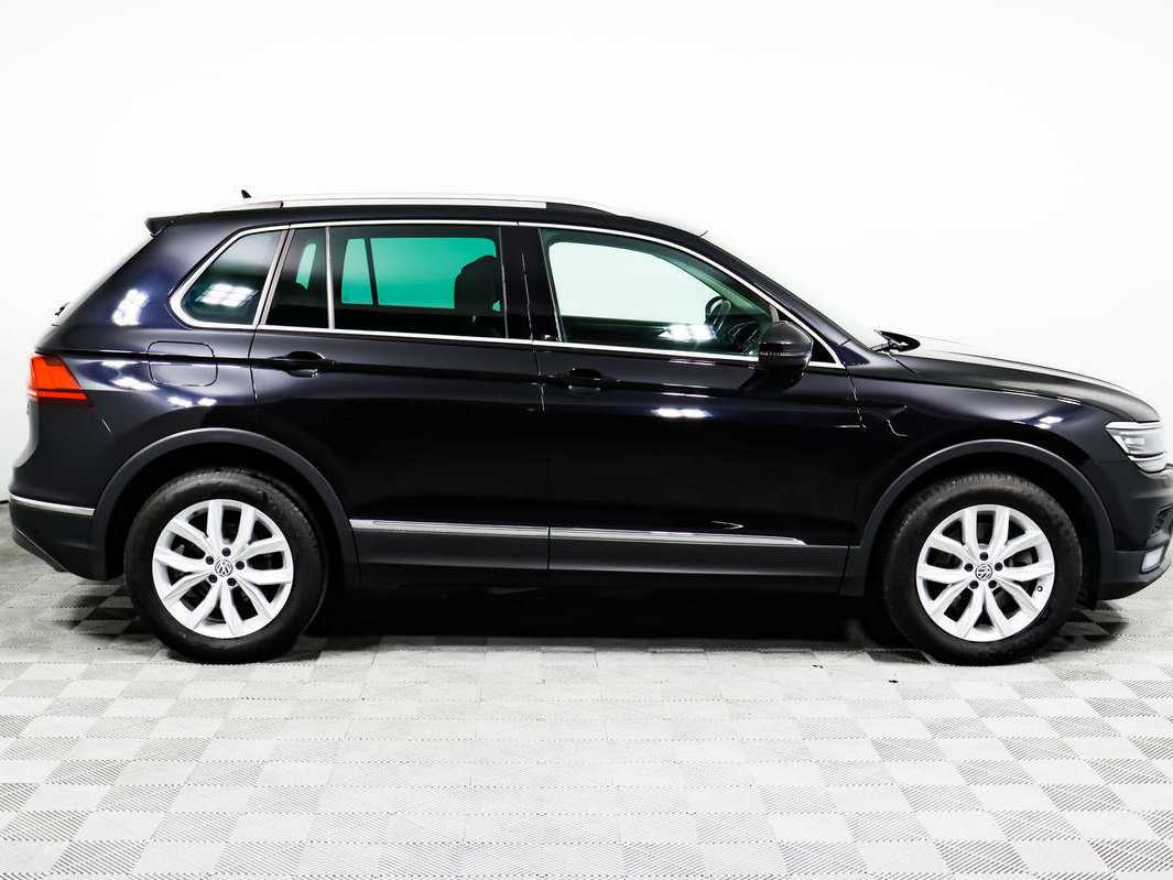 Купить Volkswagen Tiguan, 2017, 136 929 км, фото №4