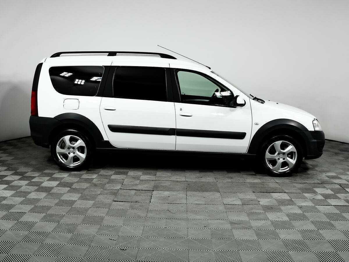 Купить Lada (ВАЗ) Largus Cross, 2018, 166 004 км, фото №4