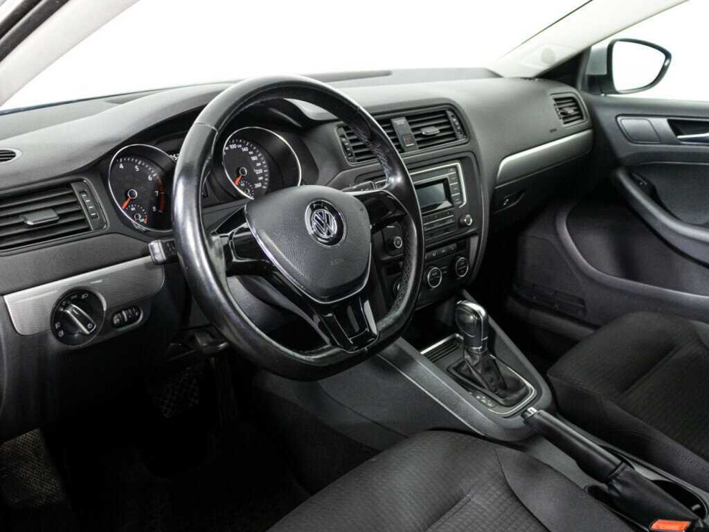 Купить Volkswagen Jetta, 2016, 106 093 км, фото №11