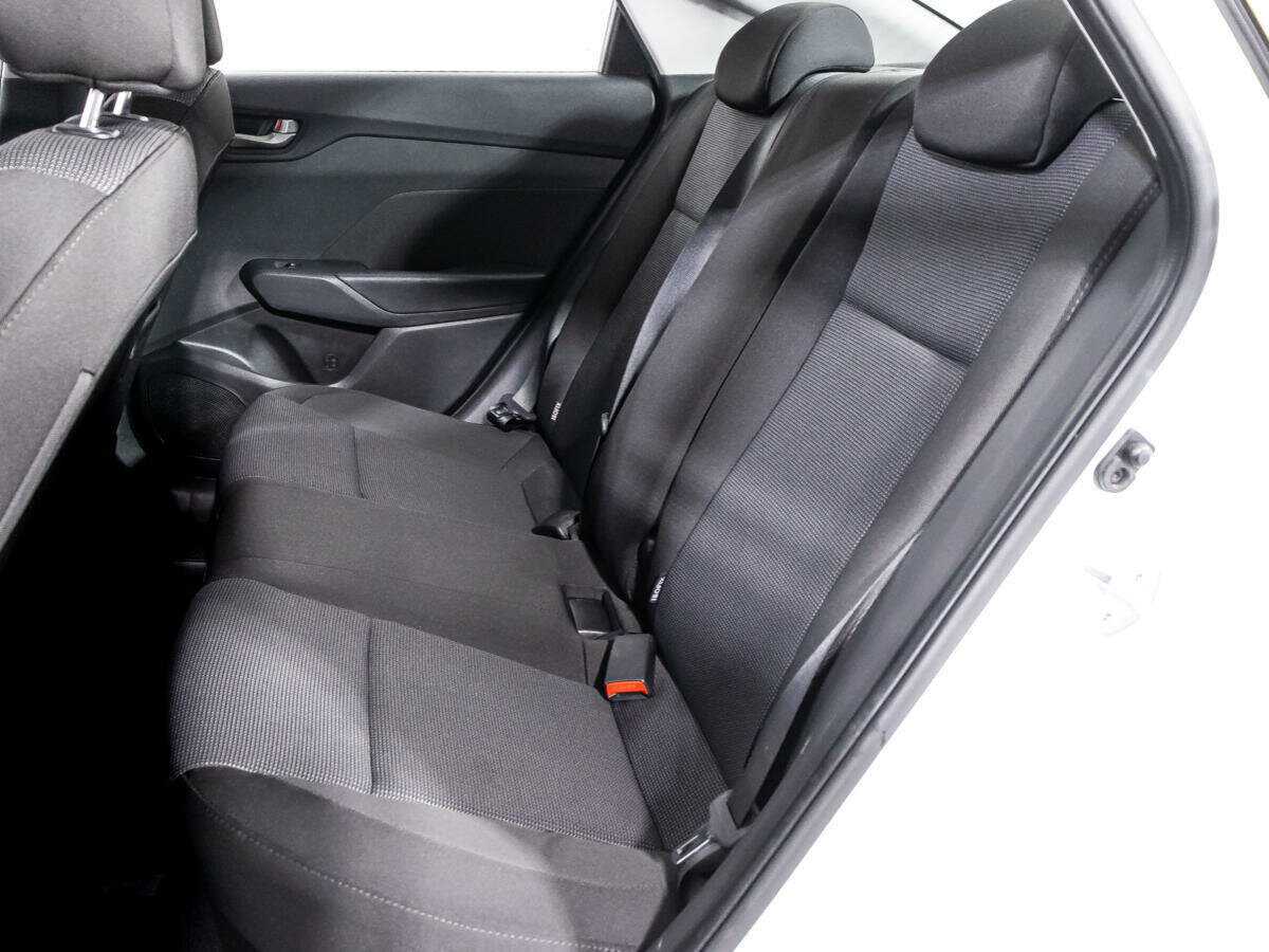 Купить Hyundai Solaris, 2018, 106 908 км, фото №10